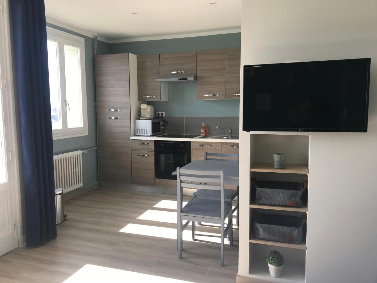 Bel Appartement Renove, Spacieux Et Lumineux Bourg-en-Bresse Exterior foto